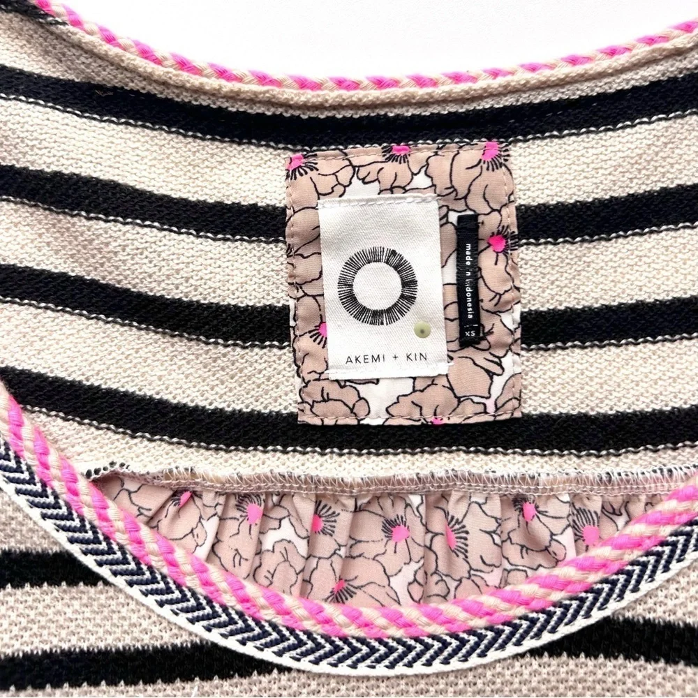 Anthropologie Akemi + Kin Striped Floral Top
X Small - Picture 3 of 7